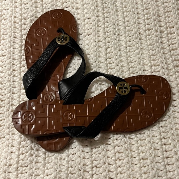 Tory Burch Shoes - Tory Burch Women’s Thora Flat Thong Sandal